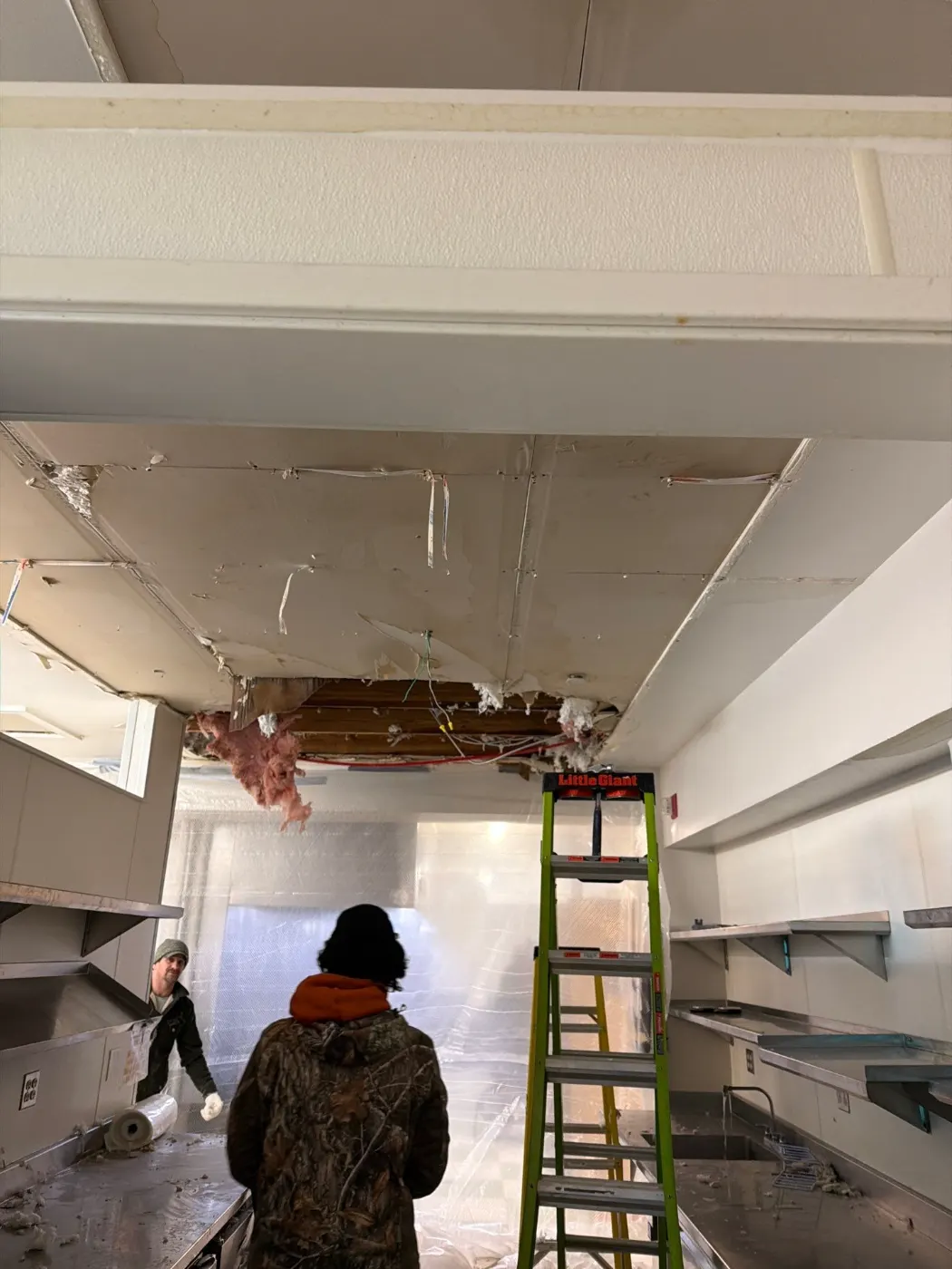 Thermal imaging during water damage assessment in Trader's Point residence
